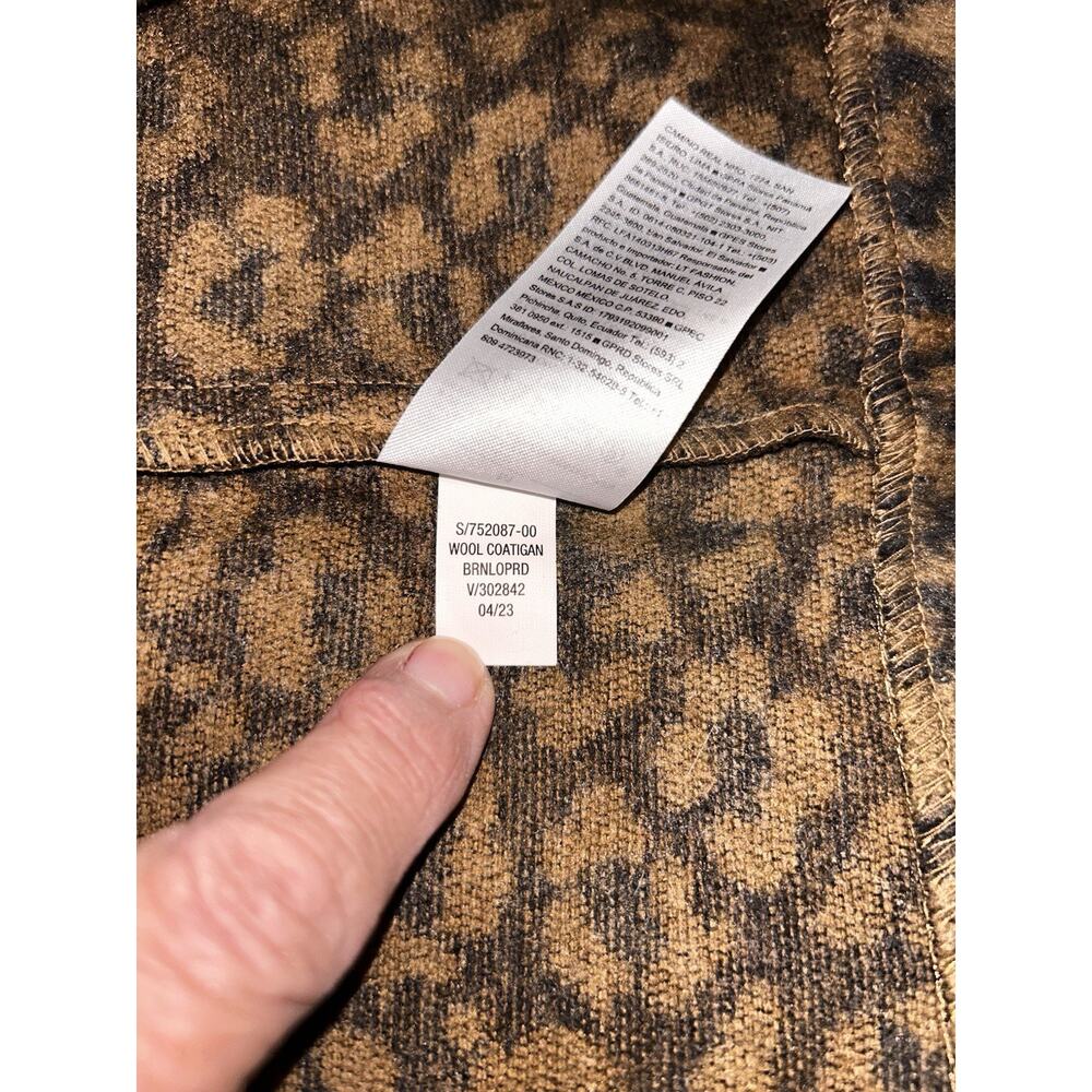 Old Navy Women’s Faux Fur Raglan Sleeve Mid Length Leopard Print Coatigan Sz. M - Picture 16 of 16